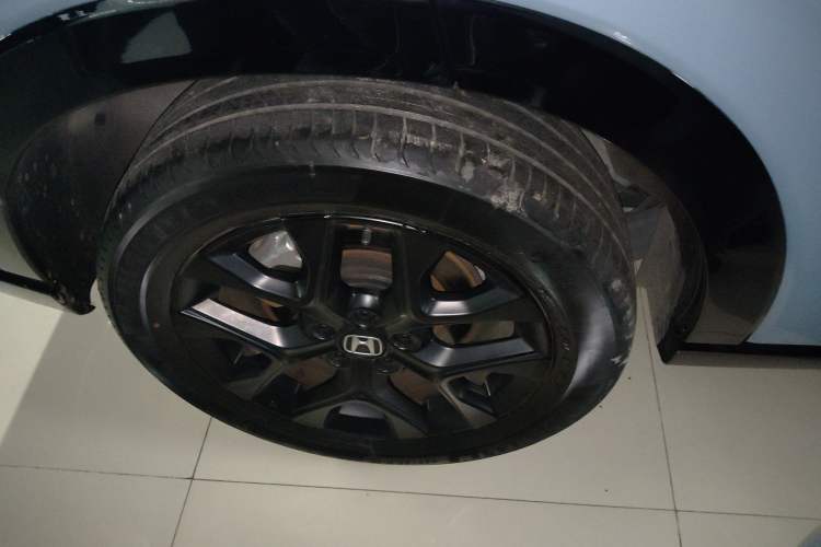 Used Honda ZR-V 2023 2.0L eHEV Sharp - Deluxe Edition Exterior 8