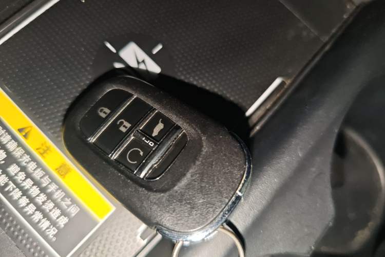 Used Honda ZR-V 2023 2.0L eHEV Sharp - Deluxe Edition Interior 1