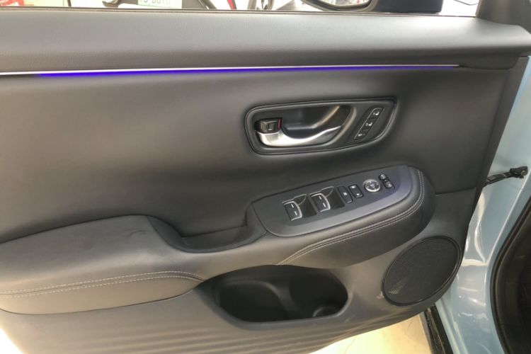 Used Honda ZR-V 2023 2.0L eHEV Sharp - Deluxe Edition Interior 10