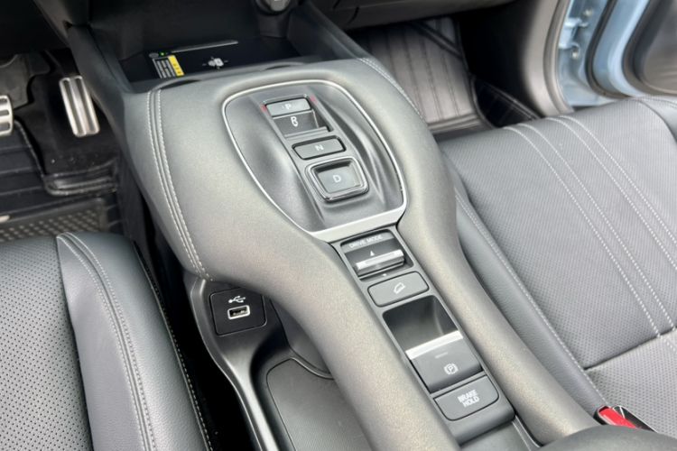 Used Honda ZR-V 2023 2.0L eHEV Sharp - Deluxe Edition Interior 11