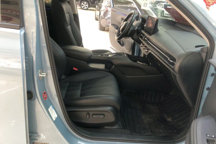 Used Honda ZR-V 2023 2.0L eHEV Sharp - Deluxe Edition Interior 12