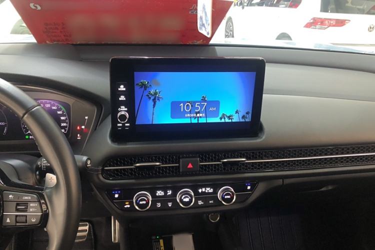 Used Honda ZR-V 2023 2.0L eHEV Sharp - Deluxe Edition Interior 3