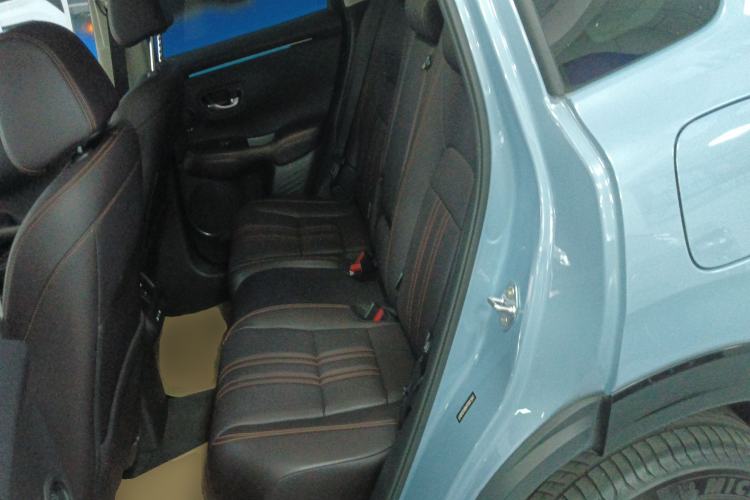 Used Honda ZR-V 2023 2.0L eHEV Sharp - Deluxe Edition Interior 4