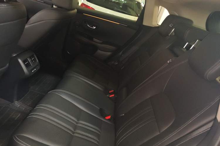 Used Honda ZR-V 2023 2.0L eHEV Sharp - Deluxe Edition Interior 4