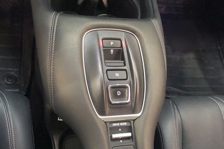 Used Honda ZR-V 2023 2.0L eHEV Sharp - Deluxe Edition Interior 5