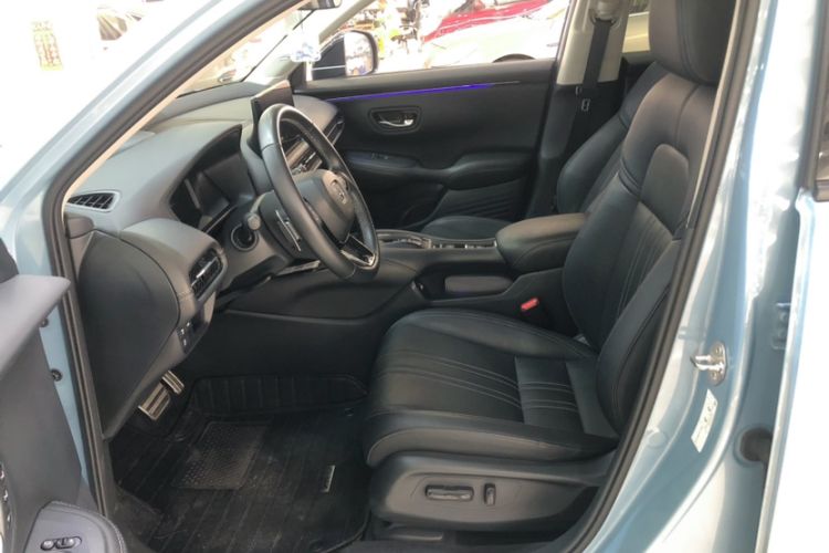 Used Honda ZR-V 2023 2.0L eHEV Sharp - Deluxe Edition Interior 6