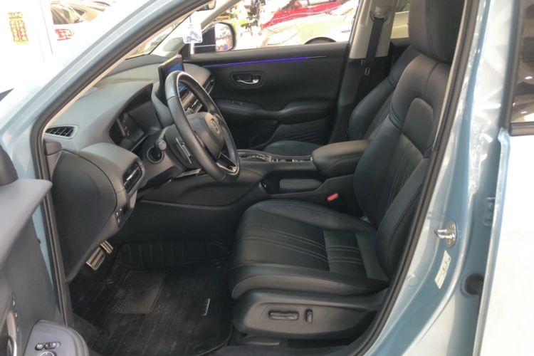 Used Honda ZR-V 2023 2.0L eHEV Sharp - Deluxe Edition Interior 7