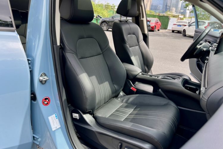 Used Honda ZR-V 2023 2.0L eHEV Sharp - Deluxe Edition Interior 9