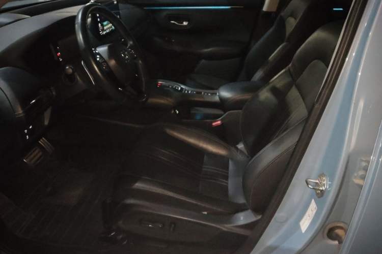 Used Honda ZR-V 2023 2.0L eHEV Sharp - Deluxe Edition Left Front Seat