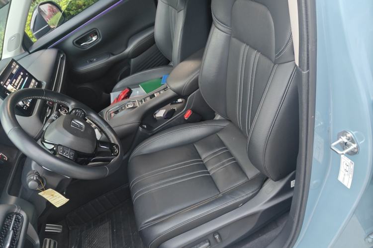 Used Honda ZR-V 2023 2.0L eHEV Sharp - Deluxe Edition Left Front Seat