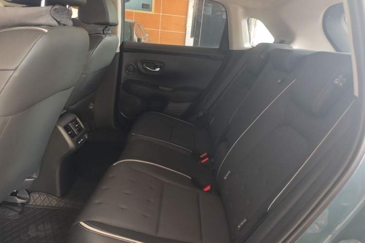 Used Honda ZR-V 2023 1.5T CVT Tech Edition Left Rear Seat