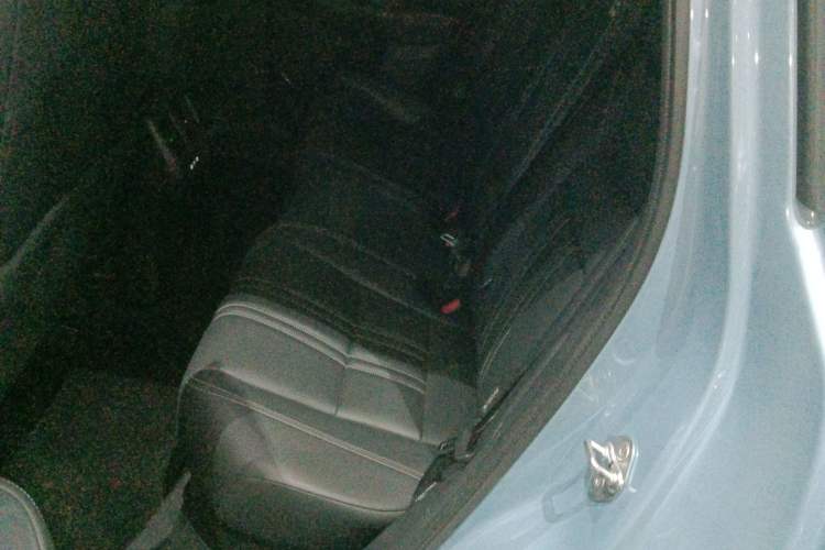 Used Honda ZR-V 2023 2.0L eHEV Sharp - Deluxe Edition Left Rear Seat
