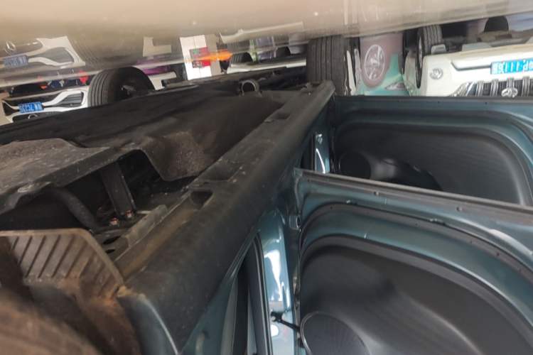 Used Honda ZR-V 2023 1.5T CVT Tech Edition Left Side Sill
