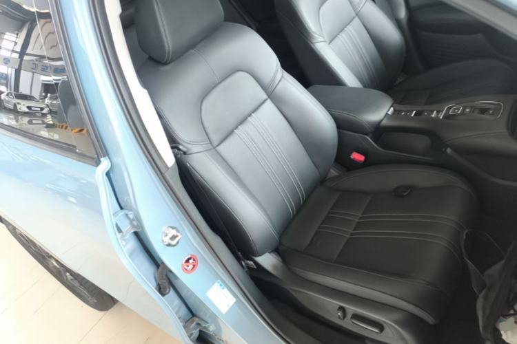 Used Honda ZR-V 2023 2.0L eHEV Sharp - Deluxe Edition Right Front Seat
