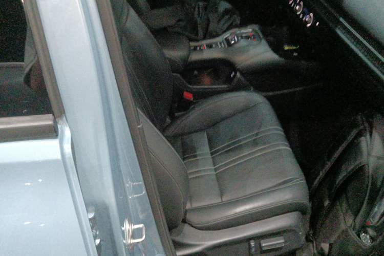 Used Honda ZR-V 2023 2.0L eHEV Sharp - Deluxe Edition Right Front Seat