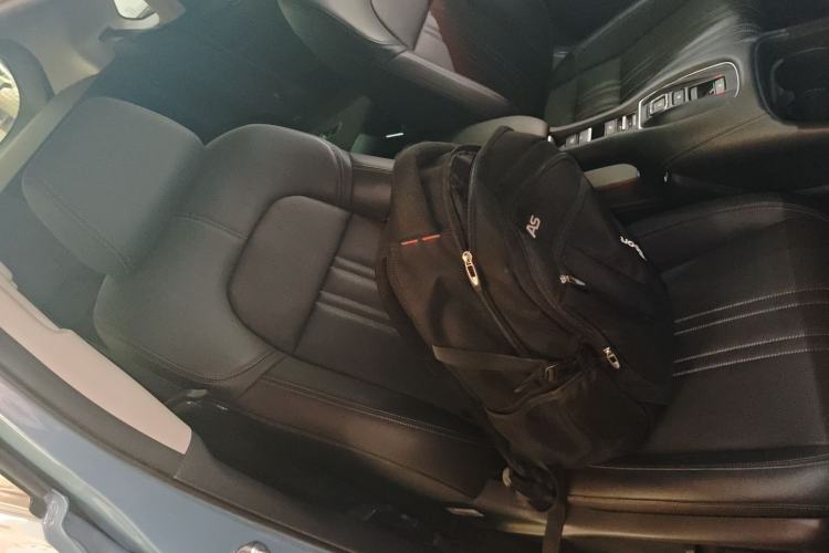 Used Honda ZR-V 2023 2.0L eHEV Sharp - Deluxe Edition Right Front Seat