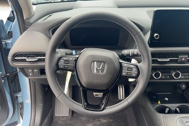 Used Honda ZR-V 2023 2.0L eHEV Sharp - Deluxe Edition Steering Wheel
