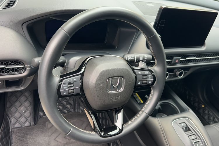 Used Honda ZR-V 2023 2.0L eHEV Sharp - Deluxe Edition Steering Wheel