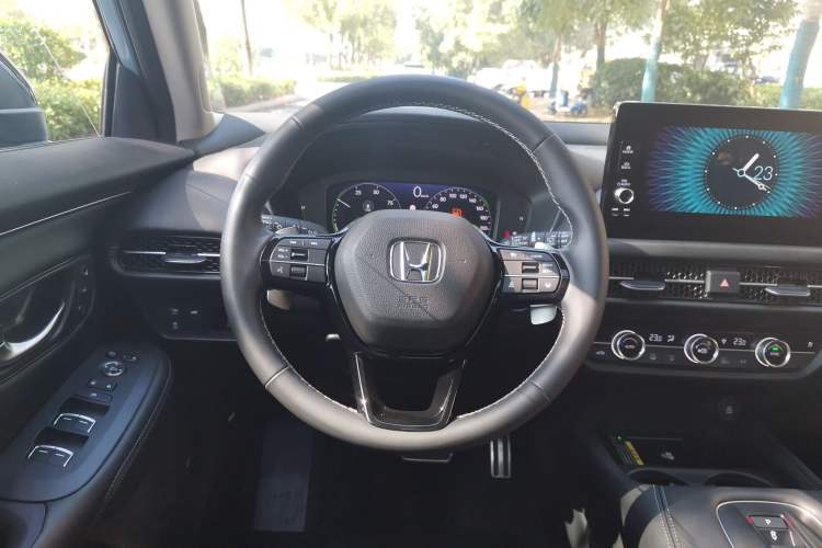 Used Honda ZR-V 2023 2.0L eHEV Sharp - Deluxe Edition Steering Wheel