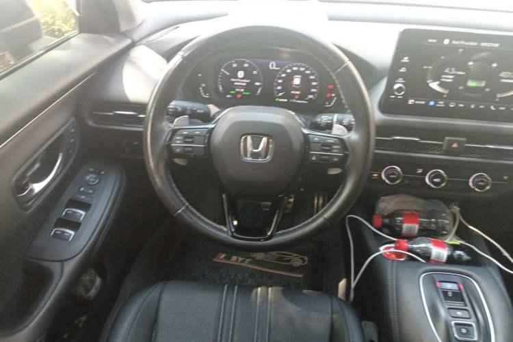 Used Honda ZR-V 2023 2.0L eHEV Sharp - Deluxe Edition Steering Wheel