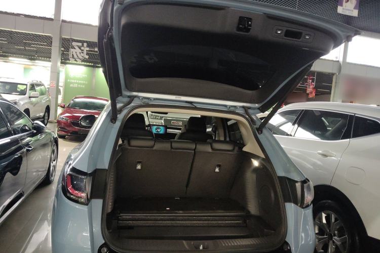 Used Honda ZR-V 2023 2.0L eHEV Sharp - Deluxe Edition Trunk