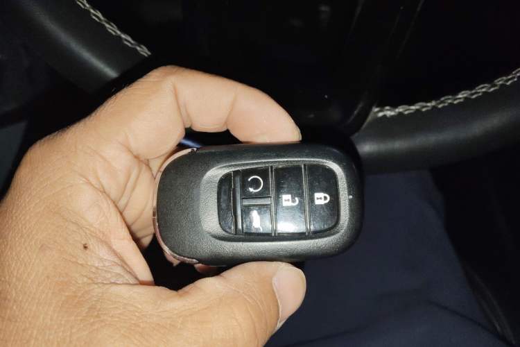 Used Honda ZR-V 2023 2.0L eHEV Sharp - Deluxe Edition Vehicle Key