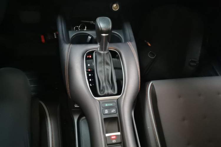 Used Honda ZR-V 2023 1.5T CVT Smart Enjoyment Version Gear Lever