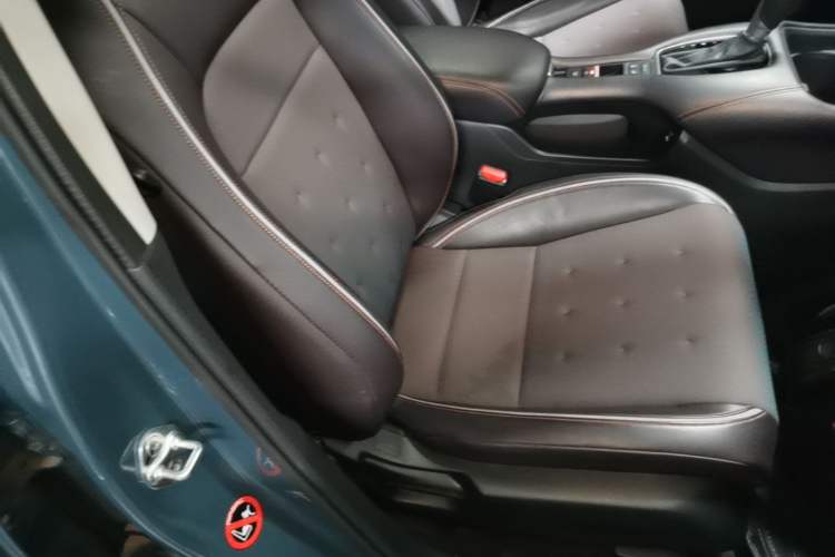 Used Honda ZR-V 2023 1.5T CVT Smart Enjoyment Version Right Front Seat