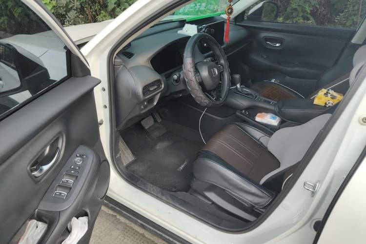 Used Honda ZR-V 2023 1.5T CVT Tech Edition Driver Seat