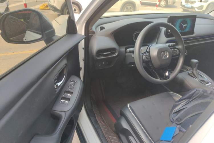 Used Honda ZR-V 2023 1.5T CVT Tech Edition Driver Seat