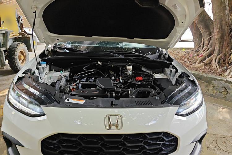Used Honda ZR-V 2023 1.5T CVT Tech Edition Engine Bay