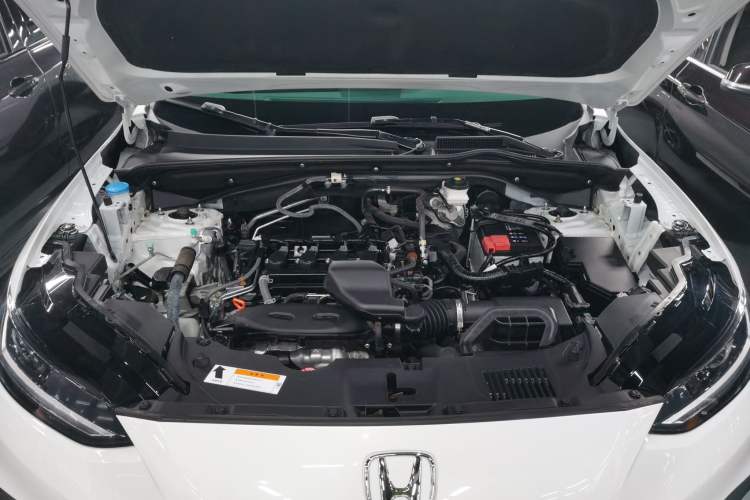 Used Honda ZR-V 2023 1.5T CVT Tech Edition Engine Bay