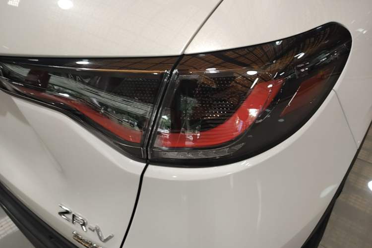 Used Honda ZR-V 2023 1.5T CVT Smart Enjoyment Version Exterior 3