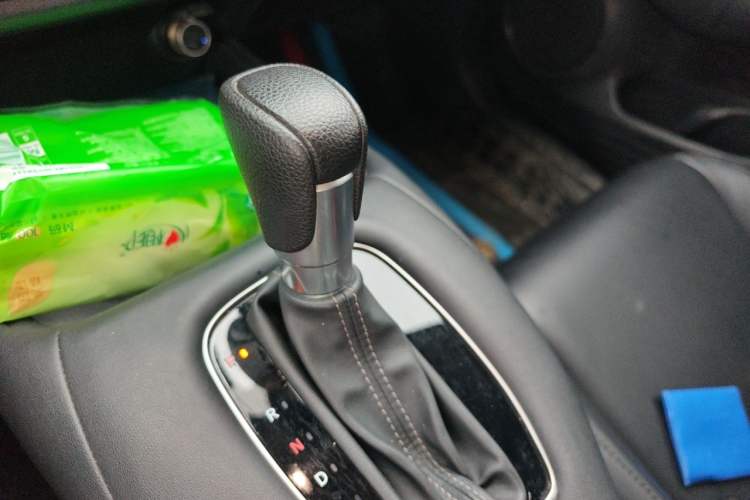 Used Honda ZR-V 2023 1.5T CVT Tech Edition Gear Lever