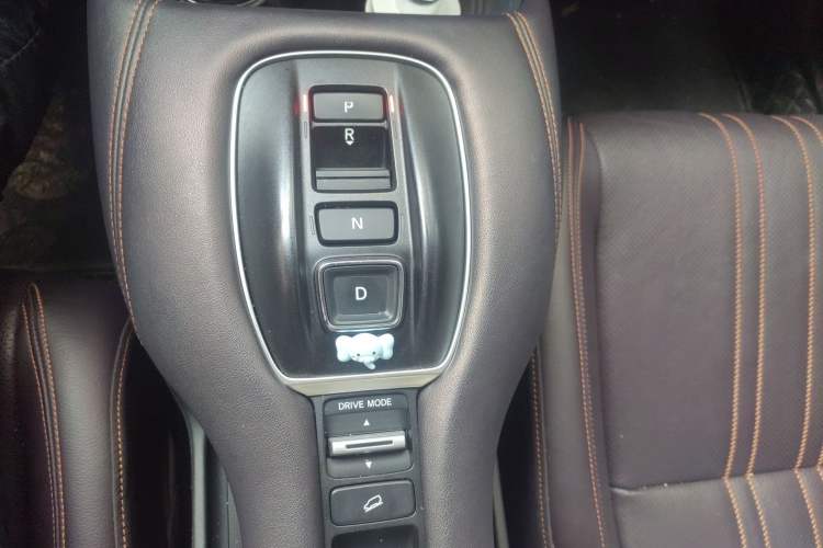 Used Honda ZR-V 2023 2.0L eHEV Sharp - Deluxe Edition Gear Lever