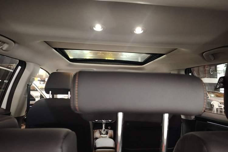 Used Honda ZR-V 2023 1.5T CVT Smart Enjoyment Version Headliner