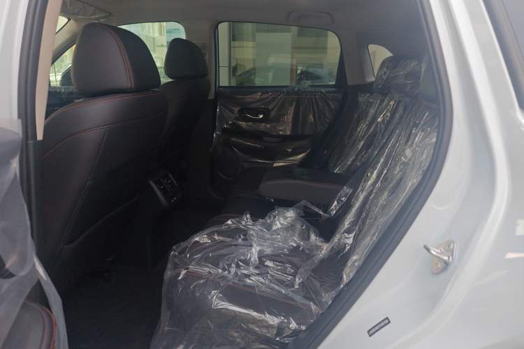 Used Honda ZR-V 2023 2.0L eHEV Sharp - Deluxe Edition Interior 2