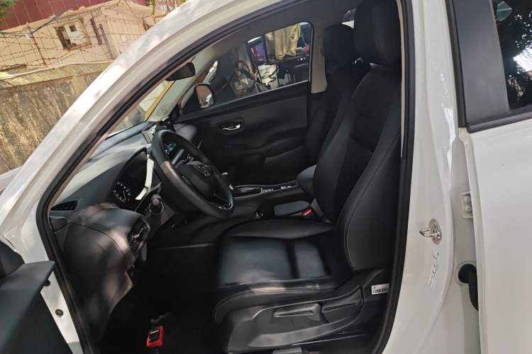 Used Honda ZR-V 2023 1.5T CVT Tech Edition Left Front Seat