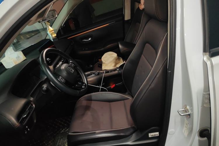 Used Honda ZR-V 2023 2.0L eHEV Sharp Luxury Edition Left Front Seat