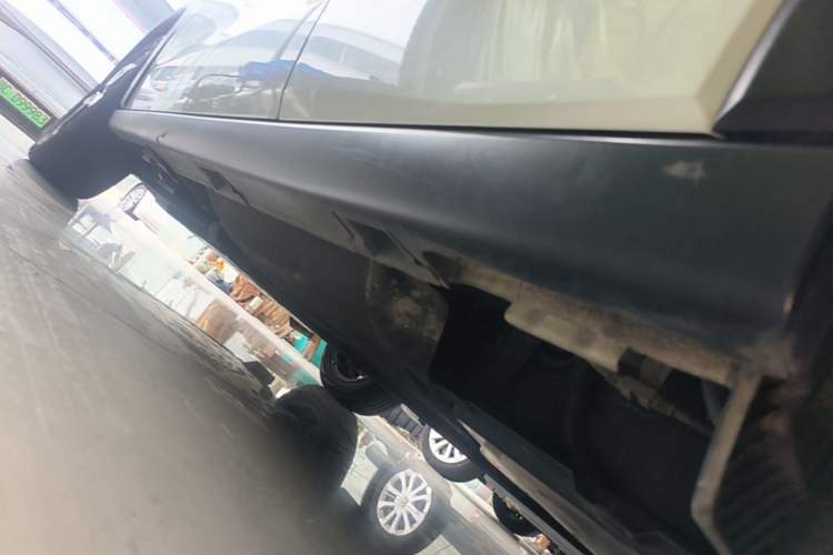 Used Honda ZR-V 2023 1.5T CVT Tech Edition Left Side Sill