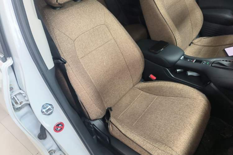 Used Honda ZR-V 2023 1.5T CVT Tech Edition Right Front Seat