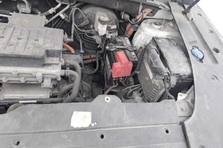 Used Hongqi E-HS3 2019 Zhilian Qiyue Two-Wheel Drive Custom Edition Engine Bay Left