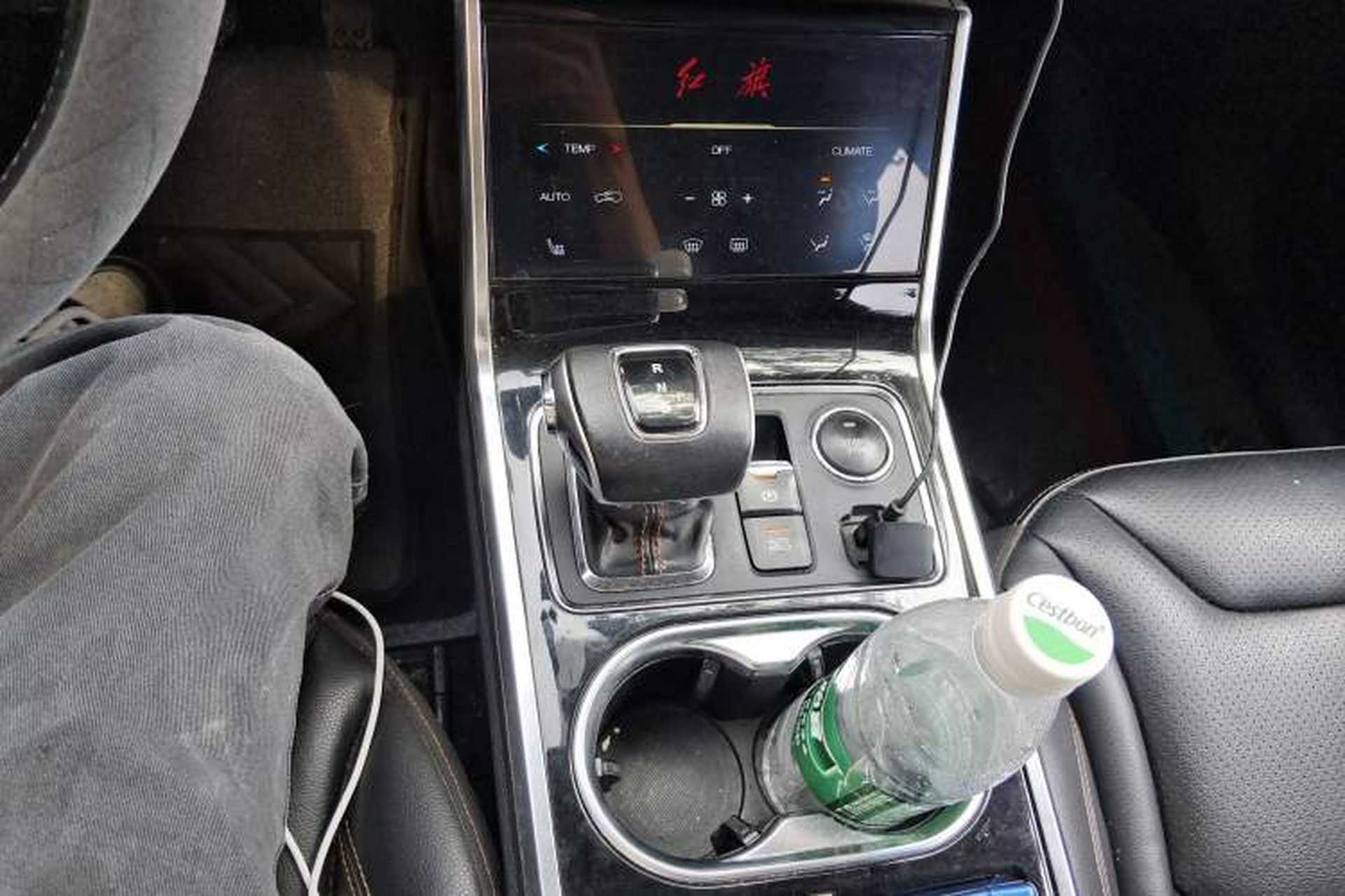 Used Hongqi E-HS3 2019 Zhilian Qiyue Two-Wheel Drive Version Gear Lever