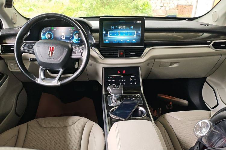 Used Hongqi E-HS3 2019 Zhilian Qiyue Two-Wheel Drive Version Center Console