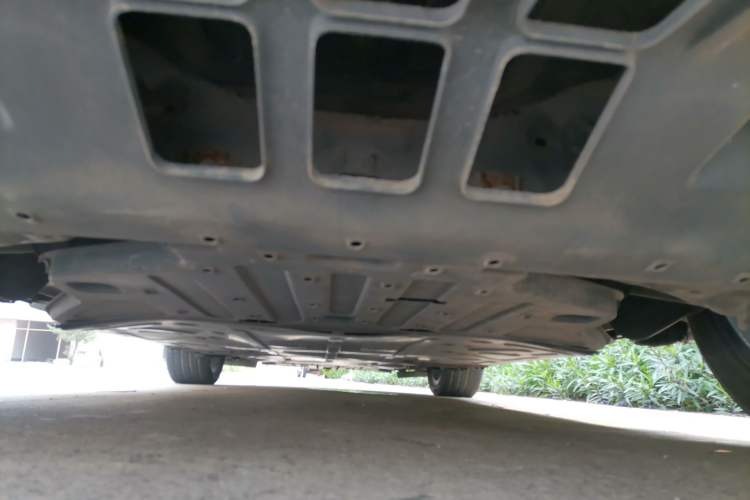 Used Hongqi E-HS3 2019 Zhilian Qiyue Two-Wheel Drive Version Chassis Rear