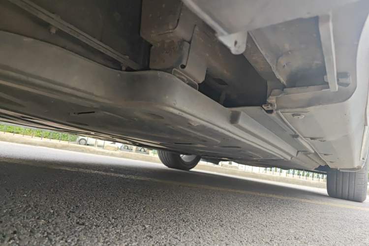 Used Hongqi E-HS3 2019 Zhilian Qiyue Two-Wheel Drive Version Chassis Rear Right