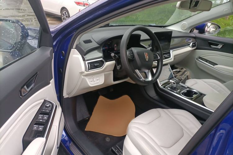 Used Hongqi E-HS3 2019 Zhilian Qiyue Two-Wheel Drive Version Interior 2