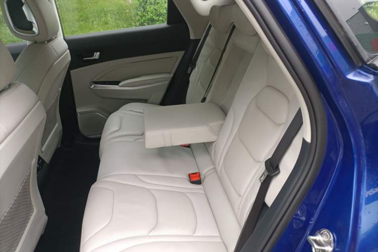 Used Hongqi E-HS3 2019 Zhilian Qiyue Two-Wheel Drive Version Interior 3