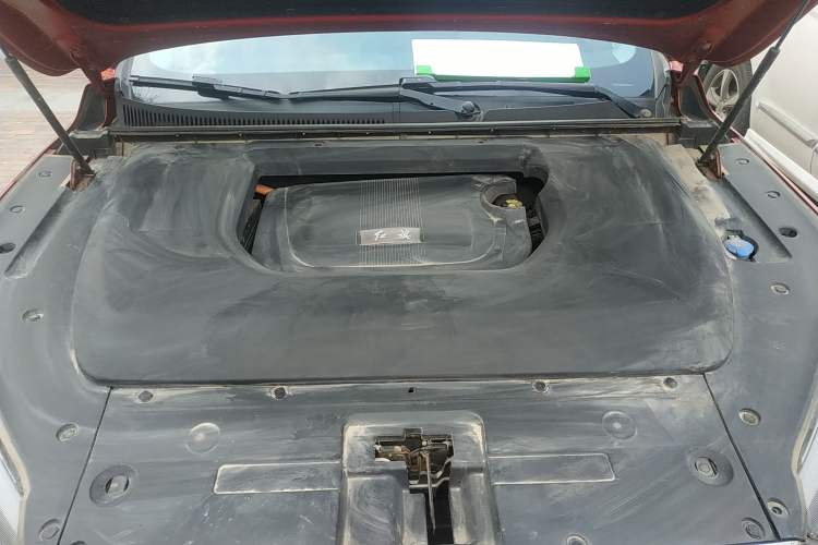 Used Hongqi E-HS3 2019 Zhilian Qiling 4x4 Edition Engine Bay