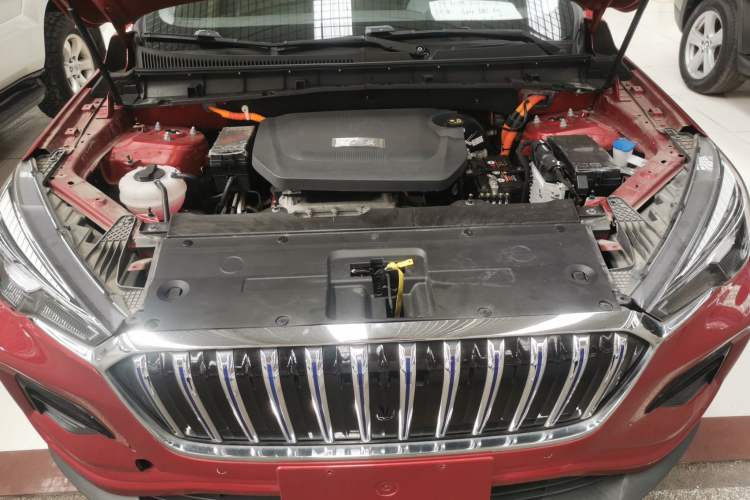 Used Hongqi E-HS3 2019 Zhilian Qiling 4x4 Edition Engine Bay